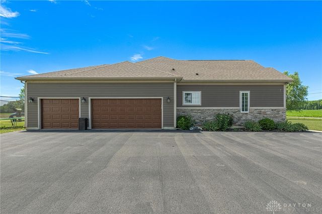 8272 Snake Road, Trotwood, OH 45426