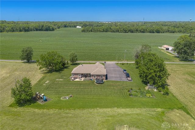 8272 Snake Road, Trotwood, OH 45426