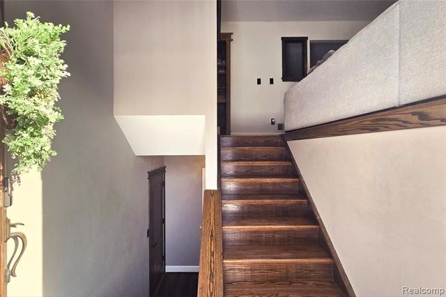 488 Dexter Avenue, Ypsilanti, MI 48197