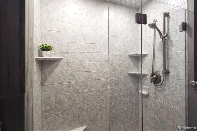 488 Dexter Avenue, Ypsilanti, MI 48197