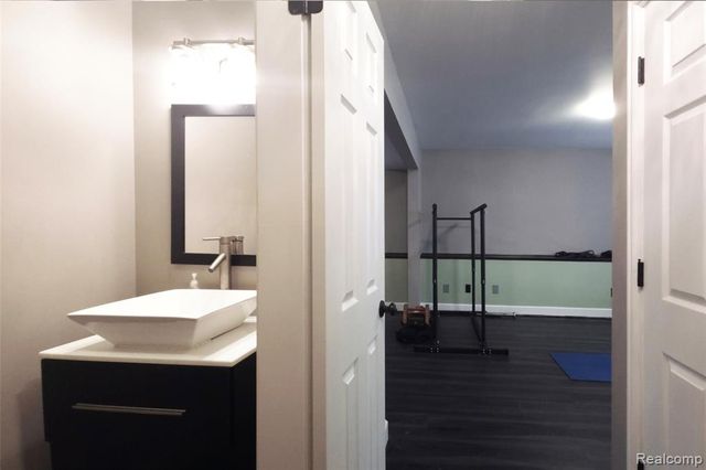 488 Dexter Avenue, Ypsilanti, MI 48197