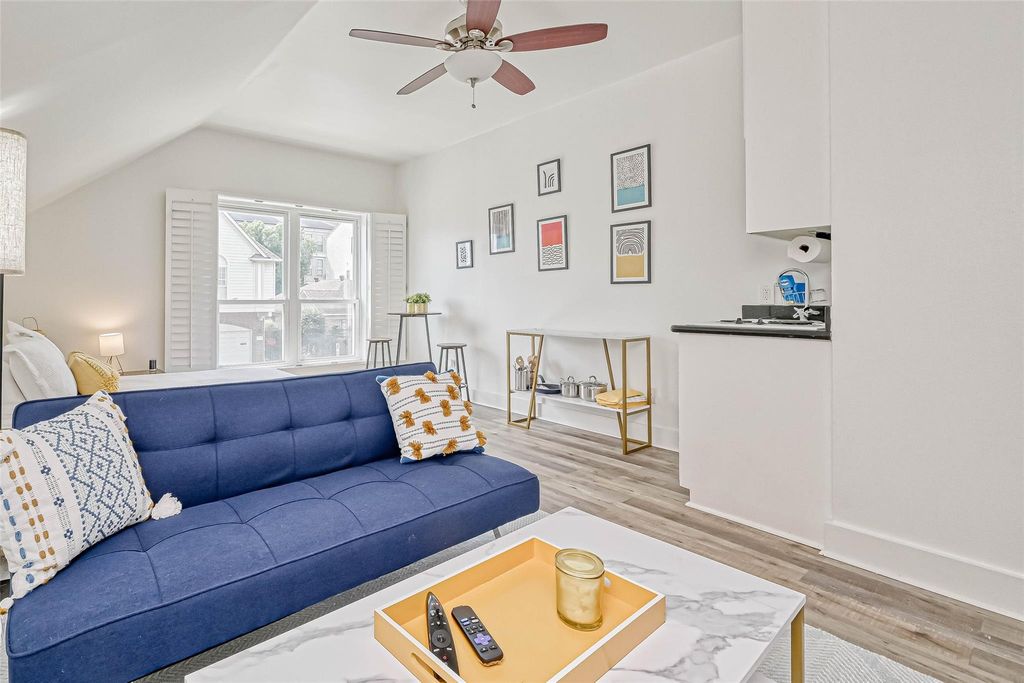 2112 Harold Street, Houston, TX 77098