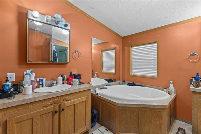 525 Christmas Lane, Williston, VT 05495