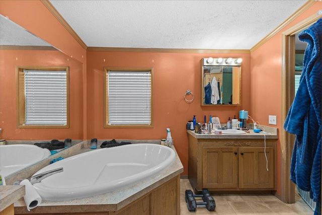 525 Christmas Lane, Williston, VT 05495