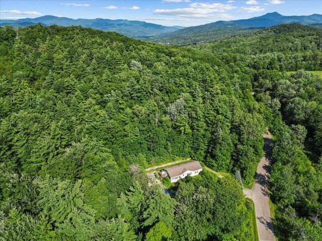 525 Christmas Lane, Williston, VT 05495