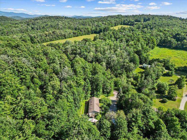 525 Christmas Lane, Williston, VT 05495