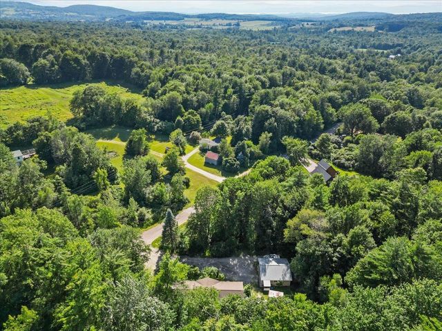 525 Christmas Lane, Williston, VT 05495