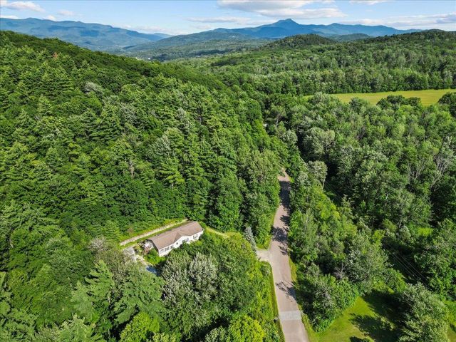 525 Christmas Lane, Williston, VT 05495