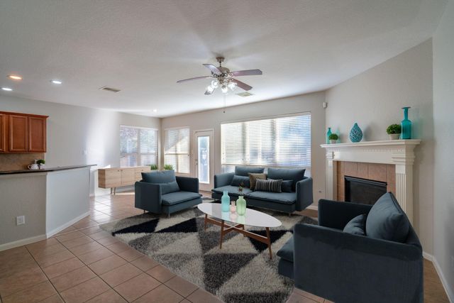 138 Magnolia Grove Lane, Conroe, TX 77384