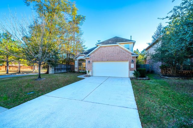 138 Magnolia Grove Lane, Conroe, TX 77384