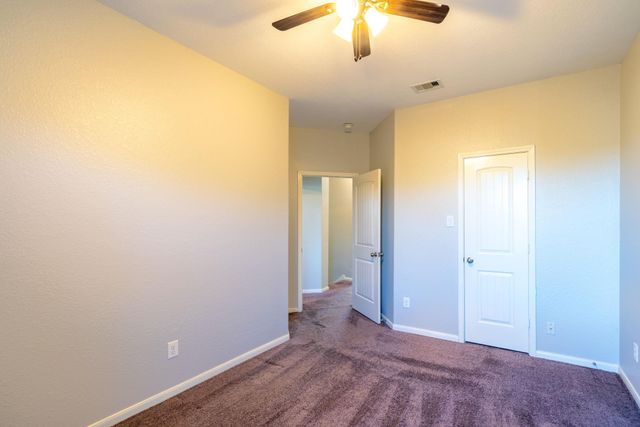 138 Magnolia Grove Lane, Conroe, TX 77384