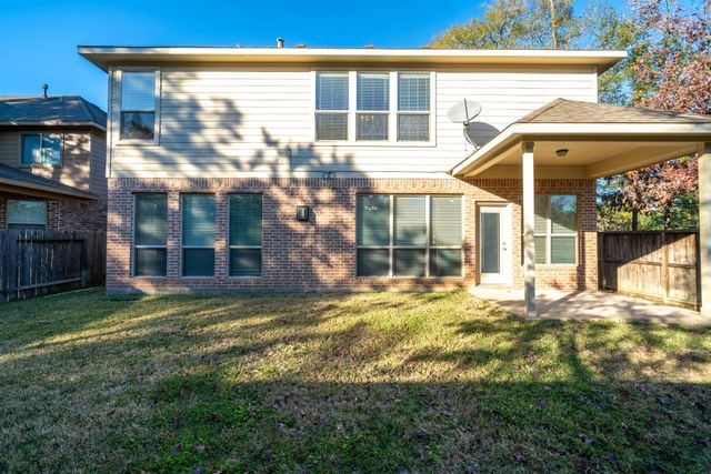 138 Magnolia Grove Lane, Conroe, TX 77384