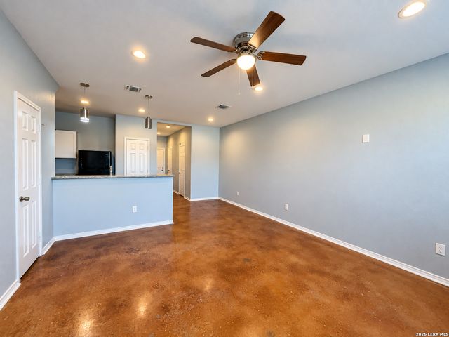 6918 Crestway Rd Unit 2, San Antonio, TX 78239