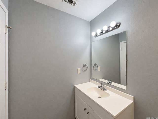 6918 Crestway Rd Unit 2, San Antonio, TX 78239