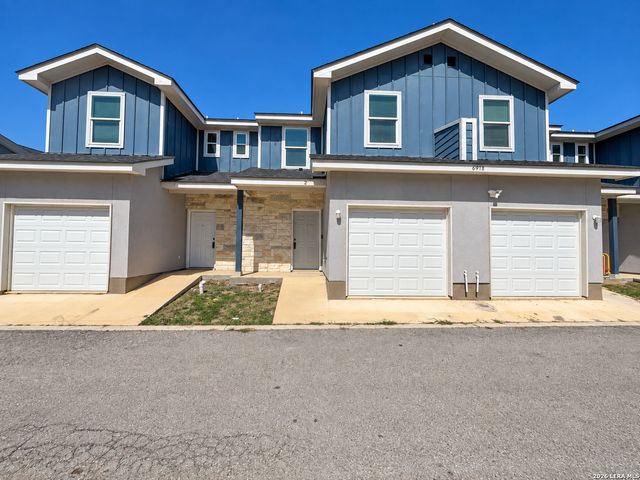 6918 Crestway Rd Unit 2, San Antonio, TX 78239