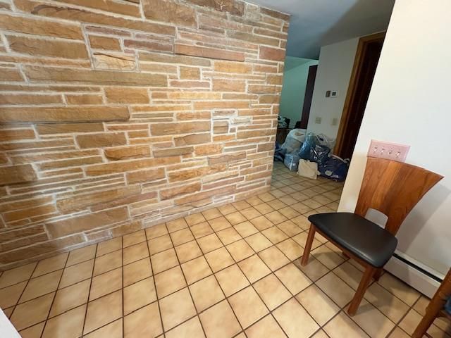 1429 W Skyline Drive, Madison, WI 53705