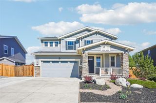 865 N Waterloo Circle, Aurora, CO 80018