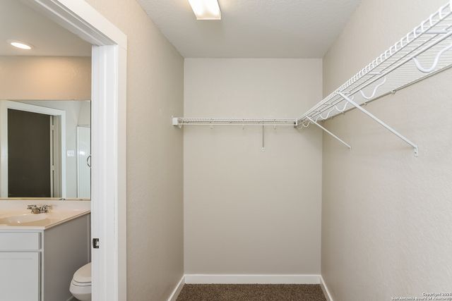 2423 Valencia, San Antonio, TX 78245