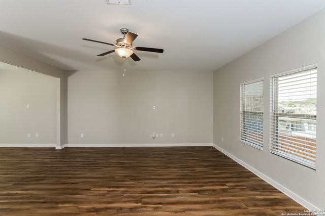 2423 Valencia, San Antonio, TX 78245