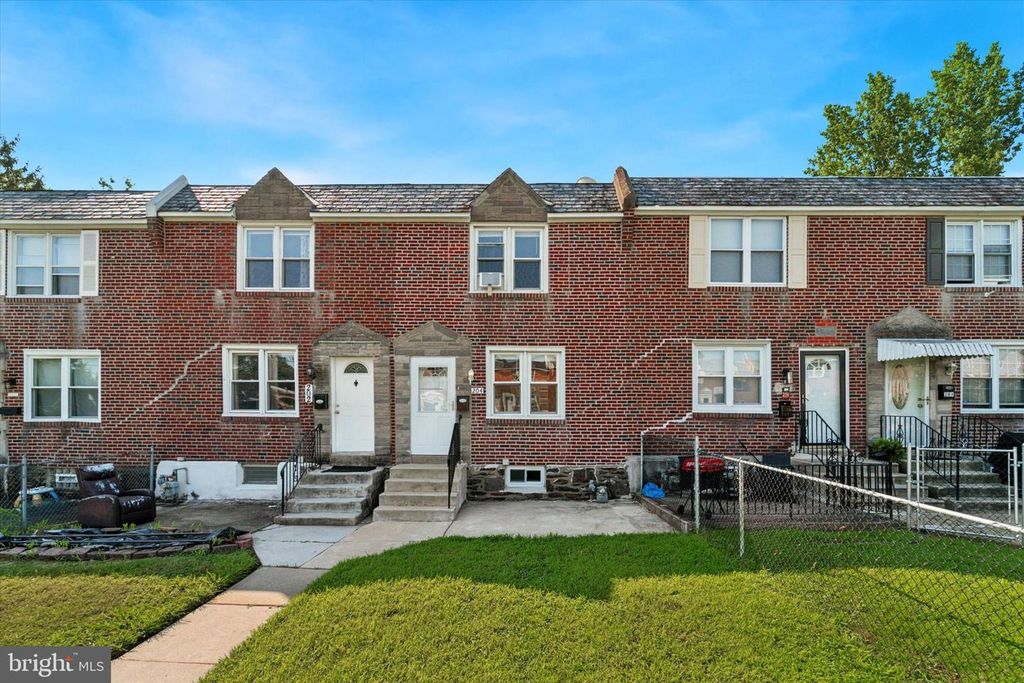 204 W WASHINGTON AVE, Clifton Heights, PA 19018