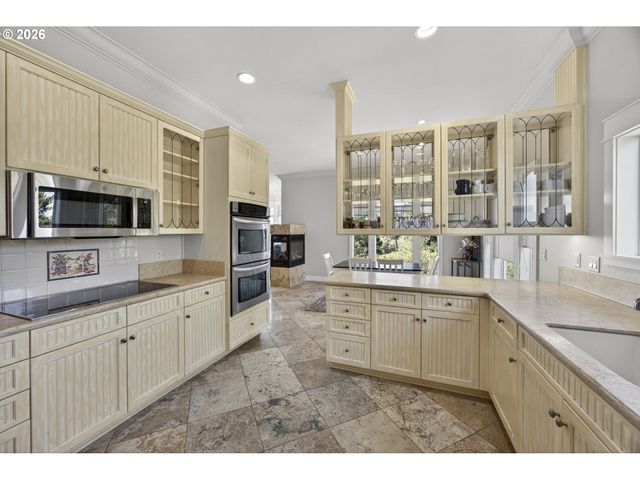 84 SAILORS RAVINE Ct, Florence, OR 97439