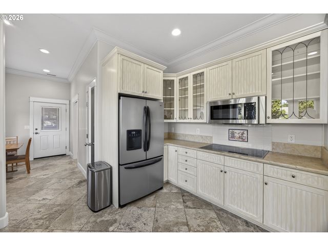 84 SAILORS RAVINE Ct, Florence, OR 97439