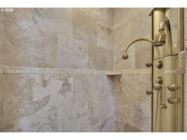 84 SAILORS RAVINE Ct, Florence, OR 97439