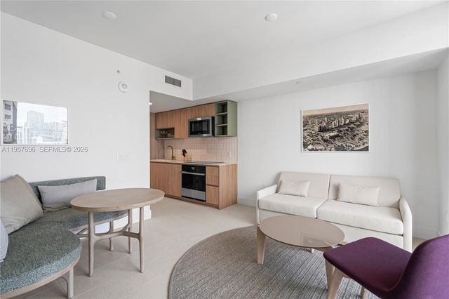 159 NE 6th St 2707, Miami, FL 33132