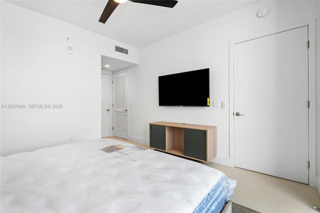 159 NE 6th St 2707, Miami, FL 33132