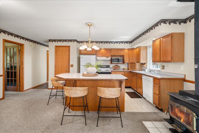5909 S Mack Rd, Spokane, WA 99224