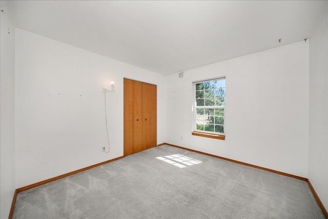 5909 S Mack Rd, Spokane, WA 99224