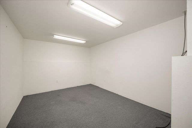 5909 S Mack Rd, Spokane, WA 99224