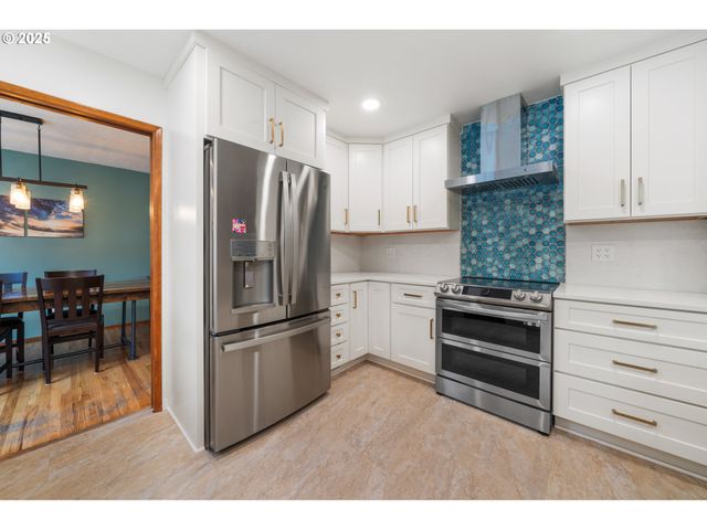 12916 Sw 61ST Ave, Portland, OR 97219
