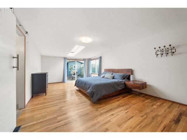 12916 Sw 61ST Ave, Portland, OR 97219