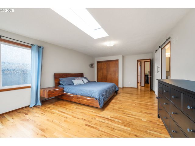 12916 Sw 61ST Ave, Portland, OR 97219
