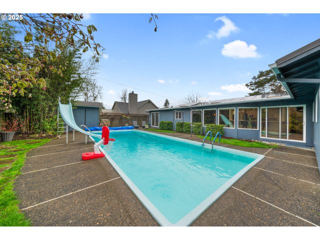 12916 Sw 61ST Ave, Portland, OR 97219