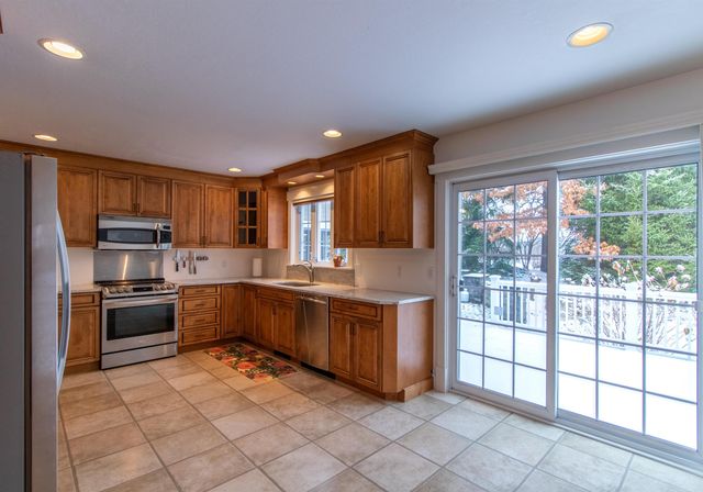 63 Johns River Drive, Derby, VT 05829