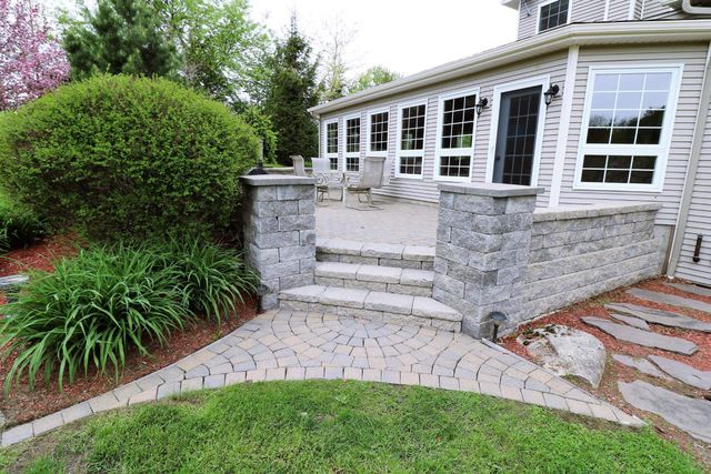 63 Johns River Drive, Derby, VT 05829