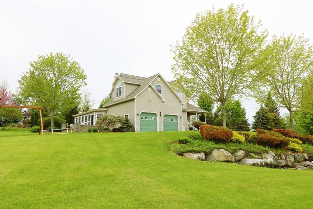 63 Johns River Drive, Derby, VT 05829