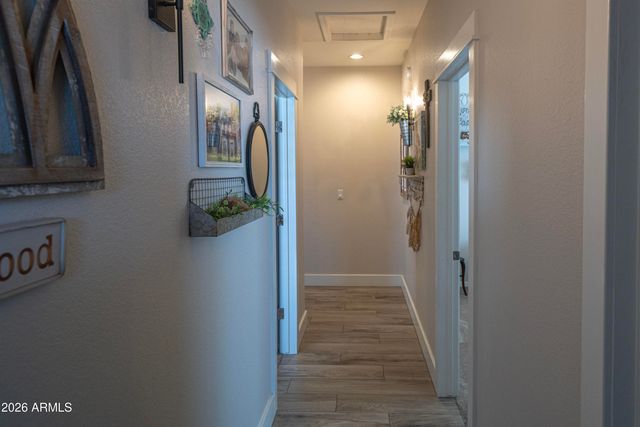 6340 W DONALD Drive, Glendale, AZ 85310