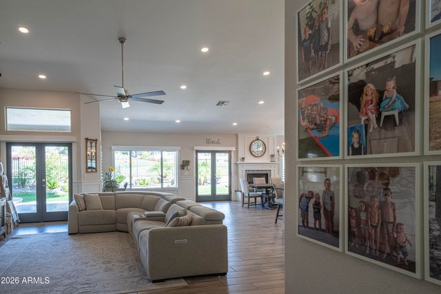 6340 W DONALD Drive, Glendale, AZ 85310