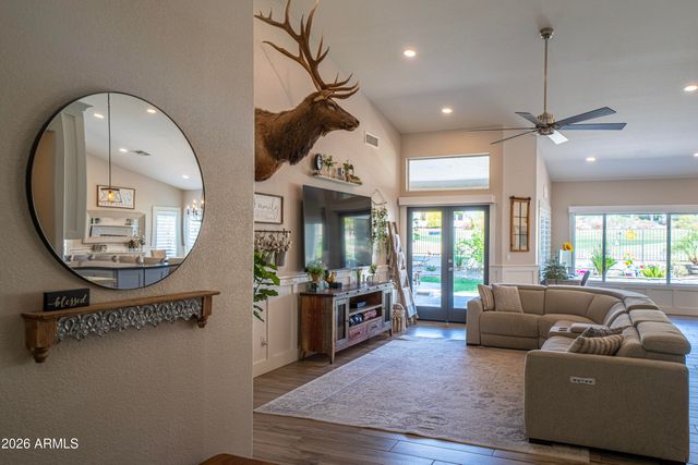 6340 W DONALD Drive, Glendale, AZ 85310