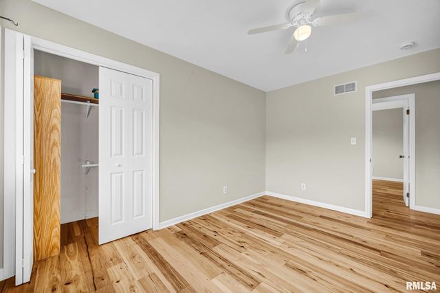 7234 N CRABAPPLE Court, Peoria, IL 61614