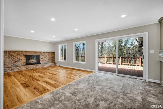7234 N CRABAPPLE Court, Peoria, IL 61614