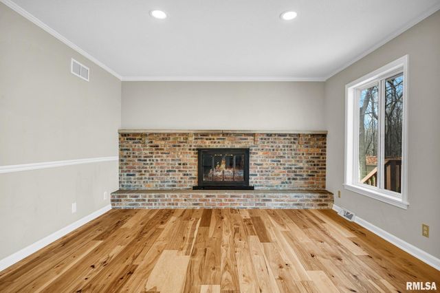 7234 N CRABAPPLE Court, Peoria, IL 61614