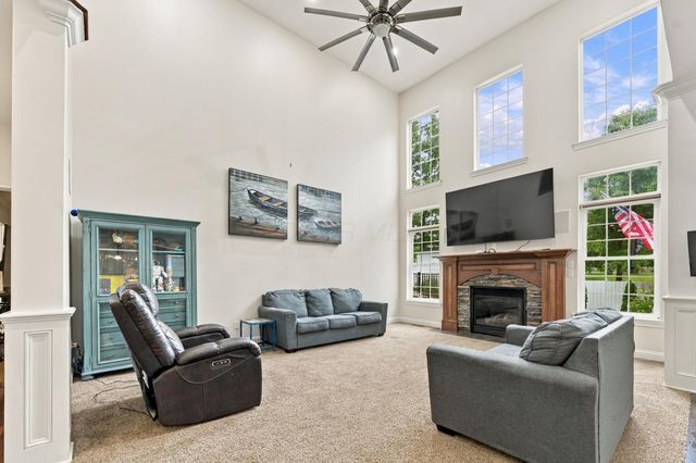 2807 Alexandria Court, Uniontown, OH 44685