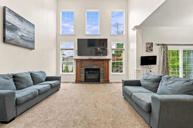 2807 Alexandria Court, Uniontown, OH 44685