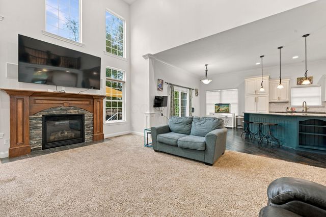 2807 Alexandria Court, Uniontown, OH 44685