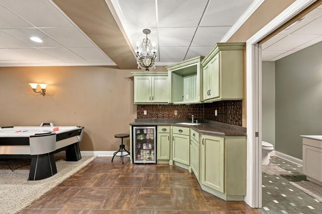 2807 Alexandria Court, Uniontown, OH 44685