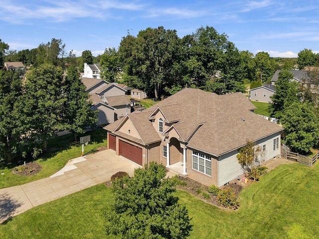 2807 Alexandria Court, Uniontown, OH 44685